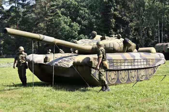 三亚大型军用充气坦克